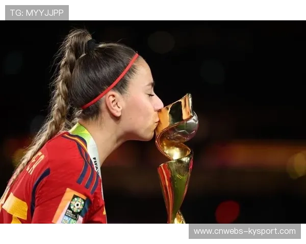 法甲官方：德尔-卡斯蒂略停赛1场，多名球员因累计黄牌受罚