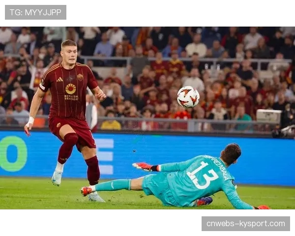 复盘欧联杯失利:法甲球队的欧战低位防守策略遭遇挑战 复盘欧联杯失利:法甲球队的欧战低位防守策略遭遇挑战